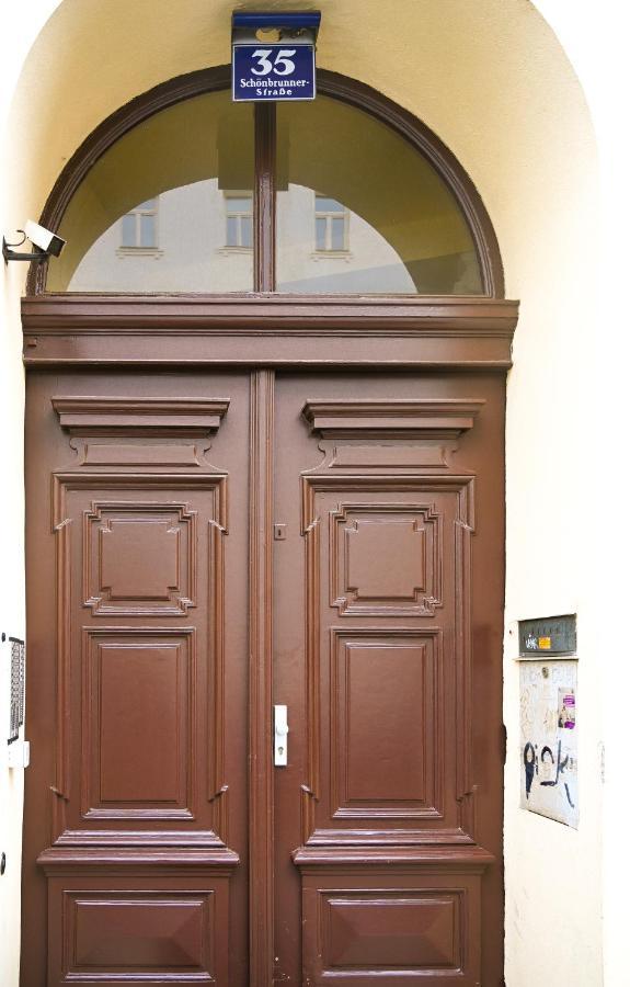 Backpacker Apartment Naschmarkt Vienna Exterior photo